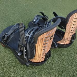 Men's  snowboard bindings